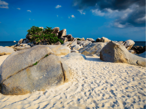 paket wisata belitung